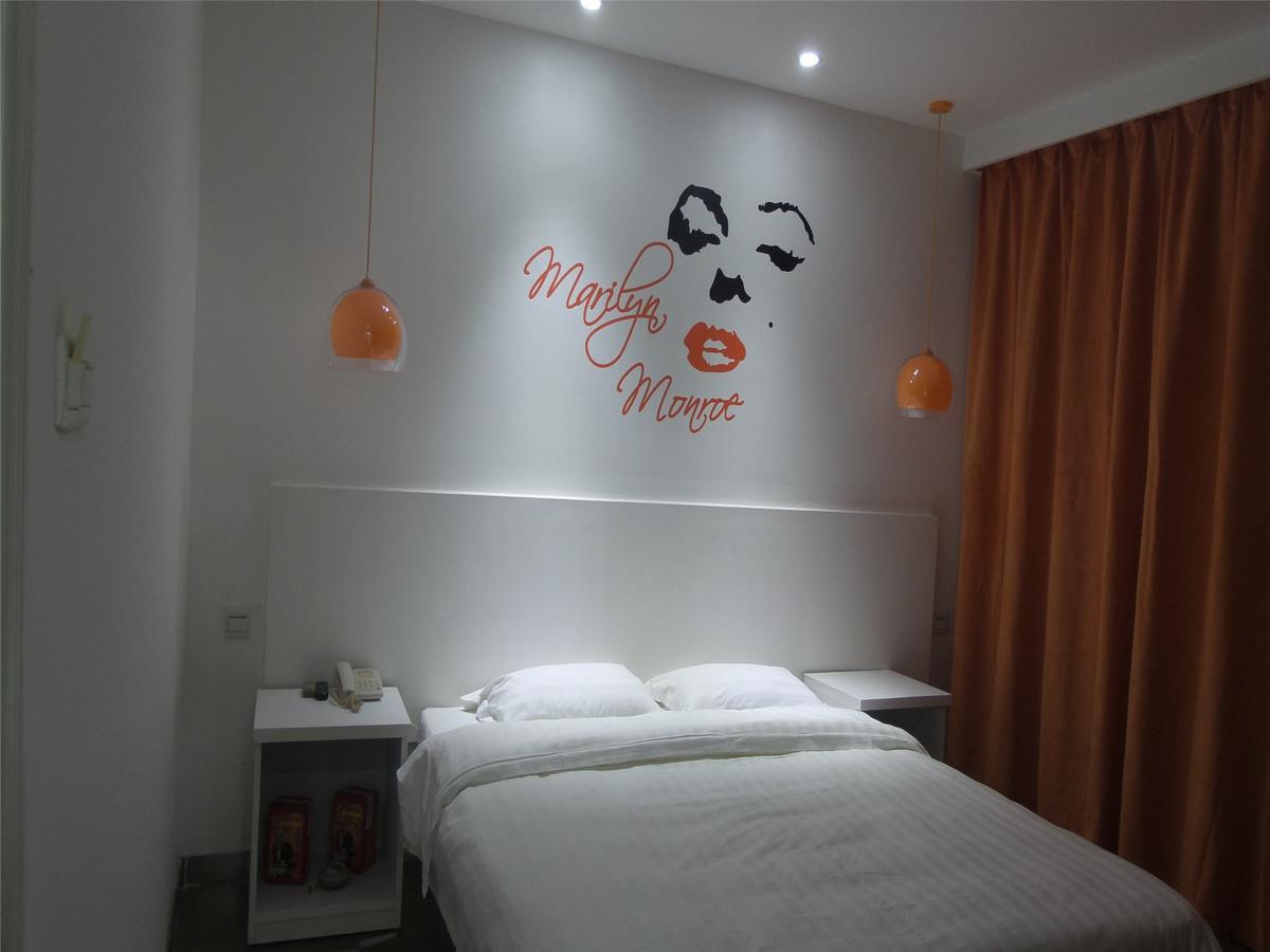 V8 Hotel Xicun Subway Branch Guangzhou Bagian luar foto